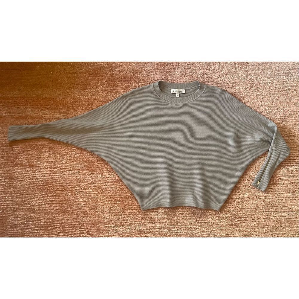 Batwing Philosophy Womens sweater Zip Sleeves Cozy fawn color Size XS
